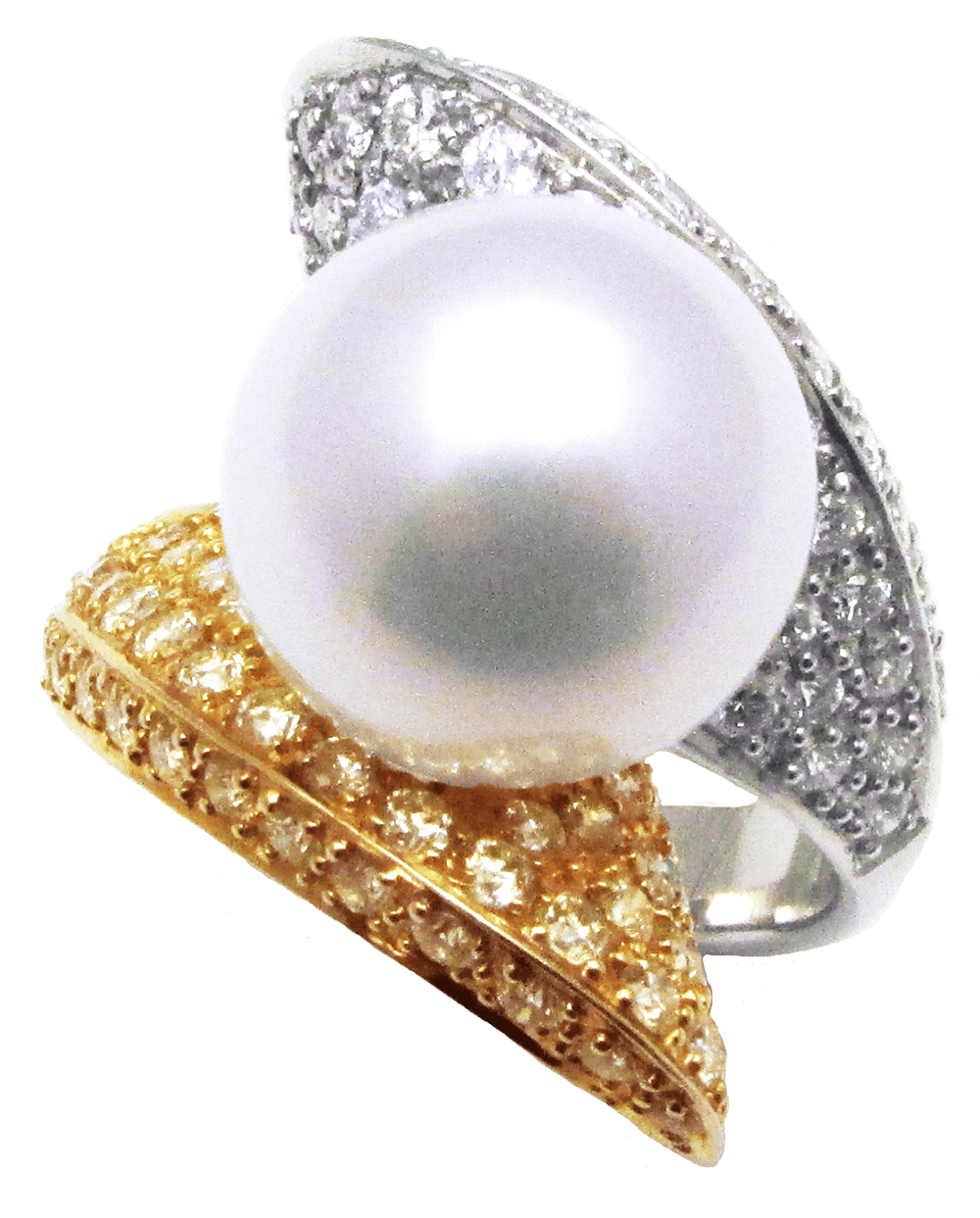 White South Sea Pearl and Diamond Ring